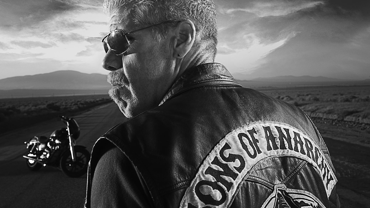 Sons of Anarchy Neue BikerSerie Mayans als Spinoff geht in Produktion Sons of Anarchy Neue BikerSerie Mayans als Spinoff geht in Produktion