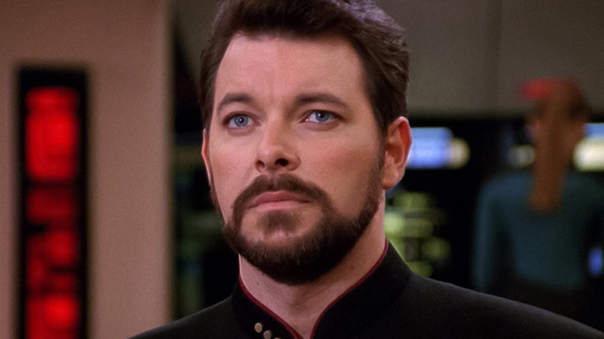 News: Star Trek - »Was ist mit den Hatern los?« – Riker-Schauspieler Jonathan Frakes kann den ganzen Hass rund um Starfleet Academy nicht verstehen