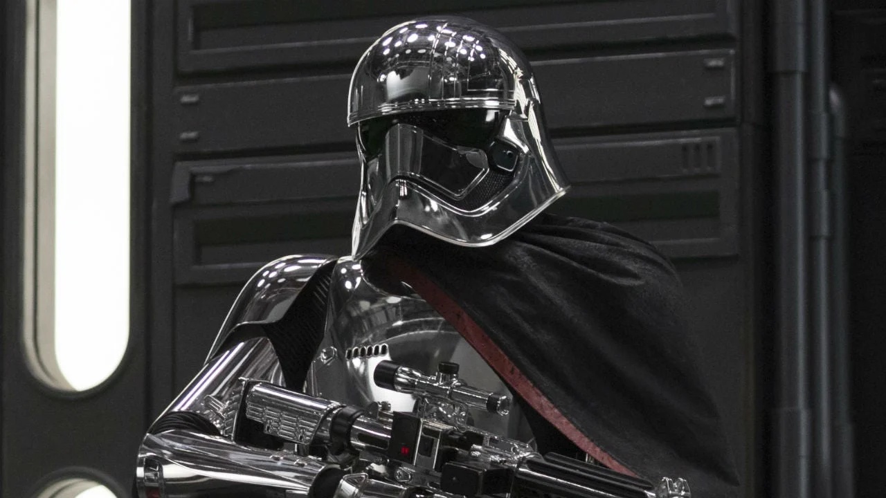 News: Star Wars - Die Yacht des Imperators als Rüstung: Ein skurriles Detail zu einer Schurkin habt ihr vielleicht gar nicht auf dem Schirm