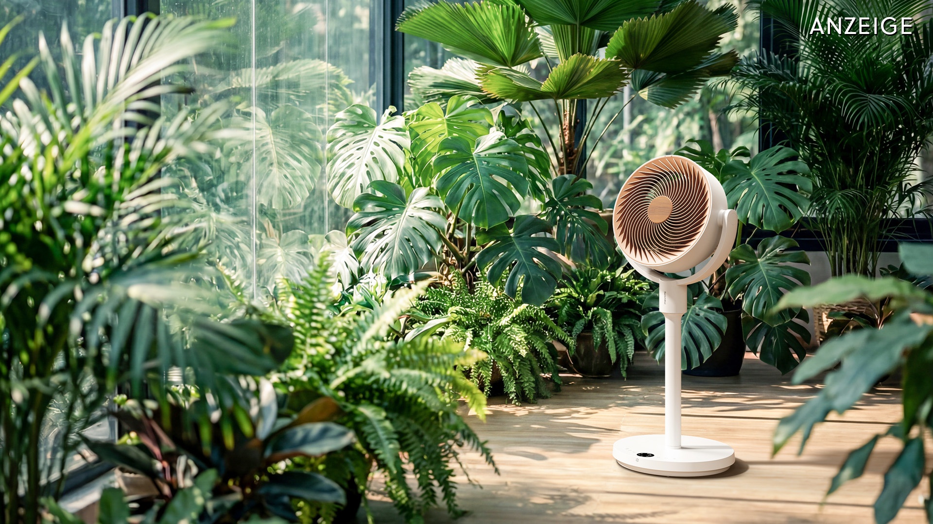 Deals: Standventilator - smarte Abhilfe für heiße Tage mit höhenverstellbarem Standfuß und RGB-Beleuchtung [Anzeige]