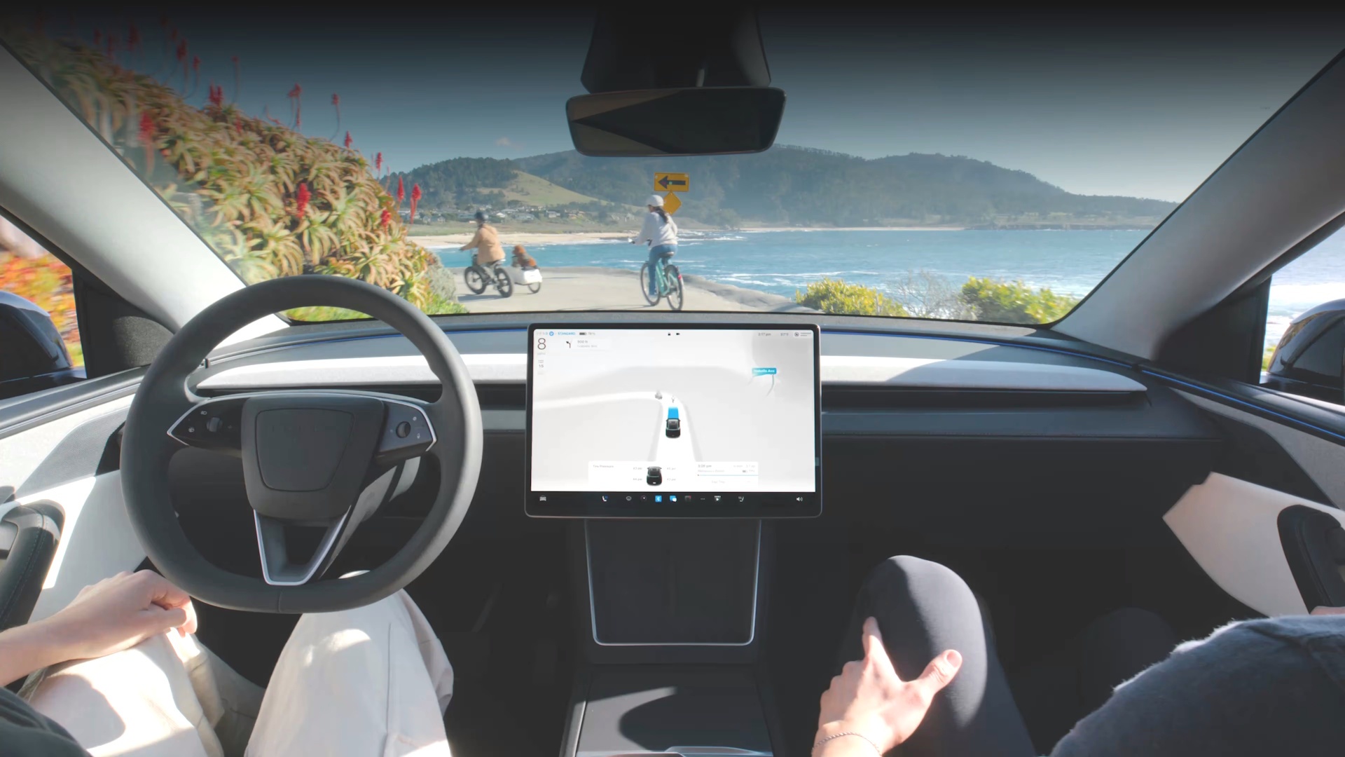 News: E-Mobilität - Sie hackten ihren Tesla – jetzt hat der Hersteller über 100.000 Besitzer aus ihrem eigenen Auto ausgesperrt