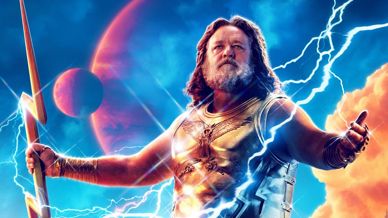 News: Highlander - Mit 62 Jahren legt sich Russell Crowe nochmal beeindruckende Muskeln zu, um mit Henry Cavill mithalten zu können