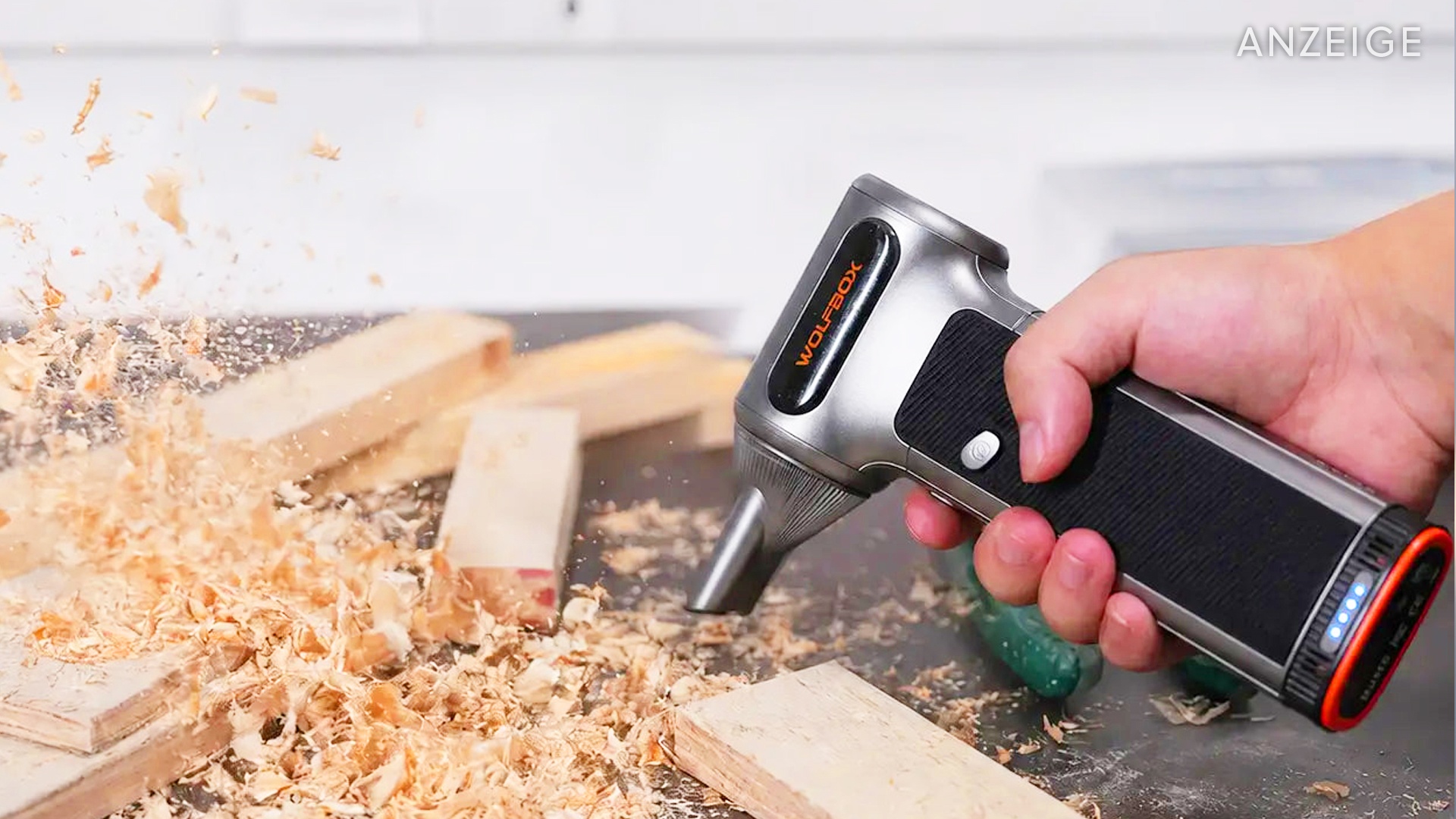 Wolfbox - Das berühmteste Akku-Pressluft-Gebläse der Welt geht bei Amazon gerade komplett steil! [Anzeige]