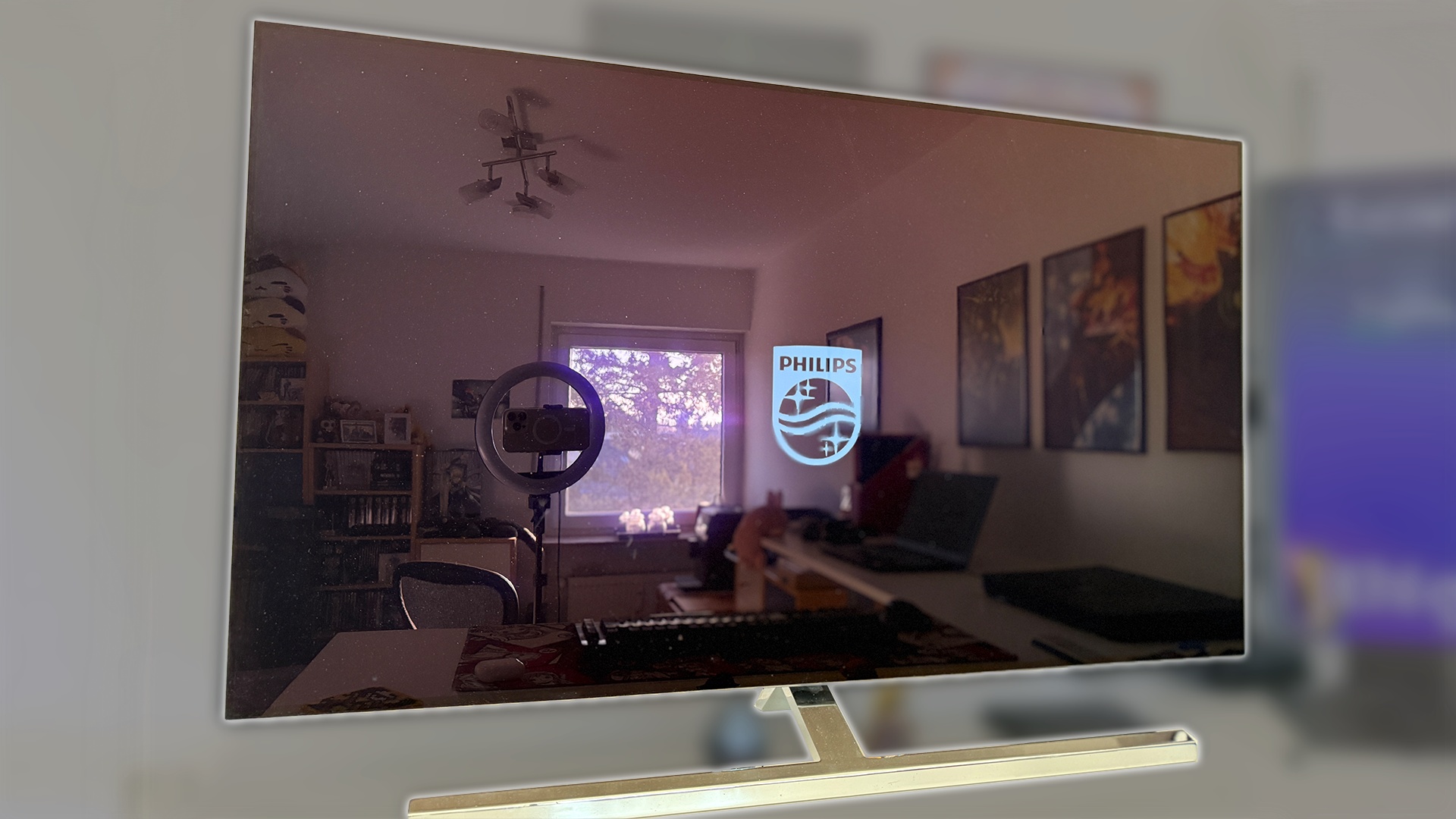 Special: TVs - »Was ist der Sinn von glänzenden TV-Panels?«: Filmfan ärgert sich über ein spiegelndes Display, dabei ist die Antwort nur ein Schalter weit entfernt [Best of GameStar]