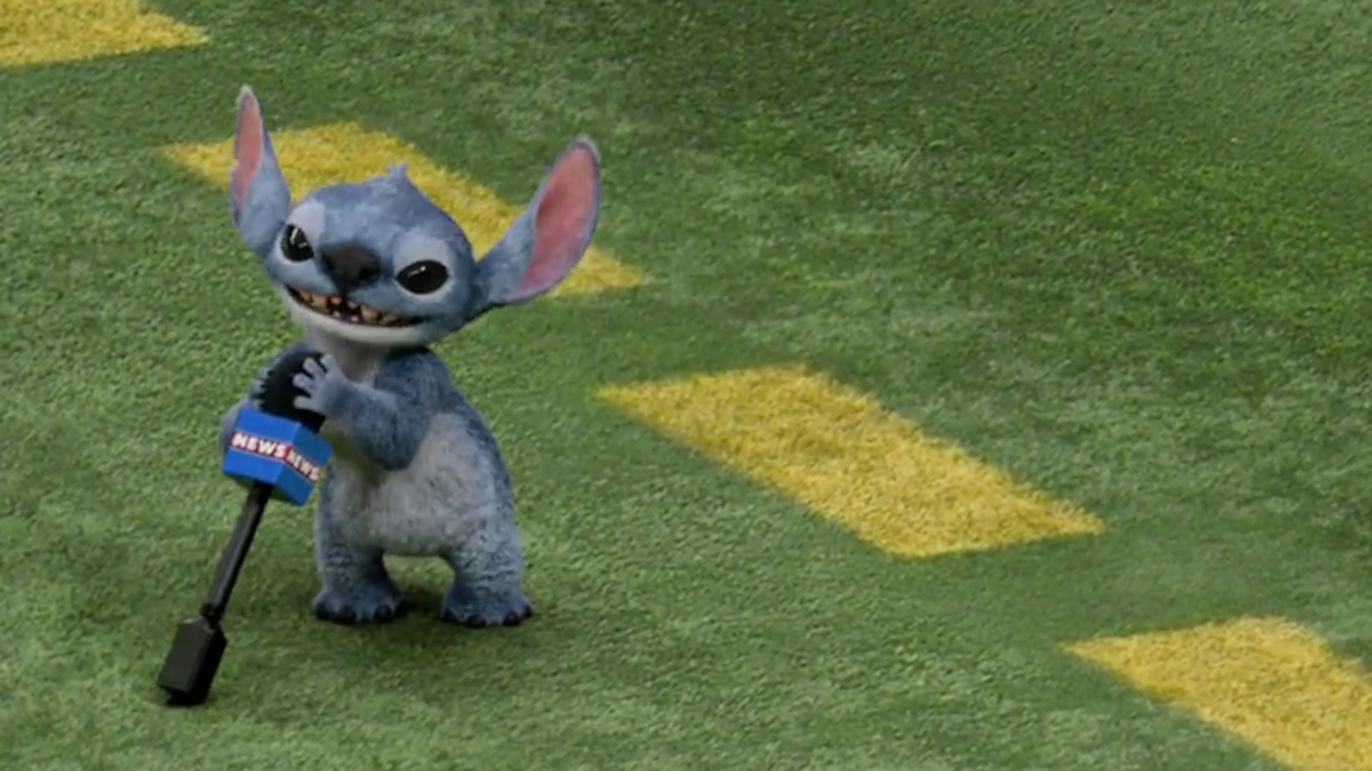 Lilo & Stitch: Die außerirdische Chaos-Maschine stürmt den Super Bowl