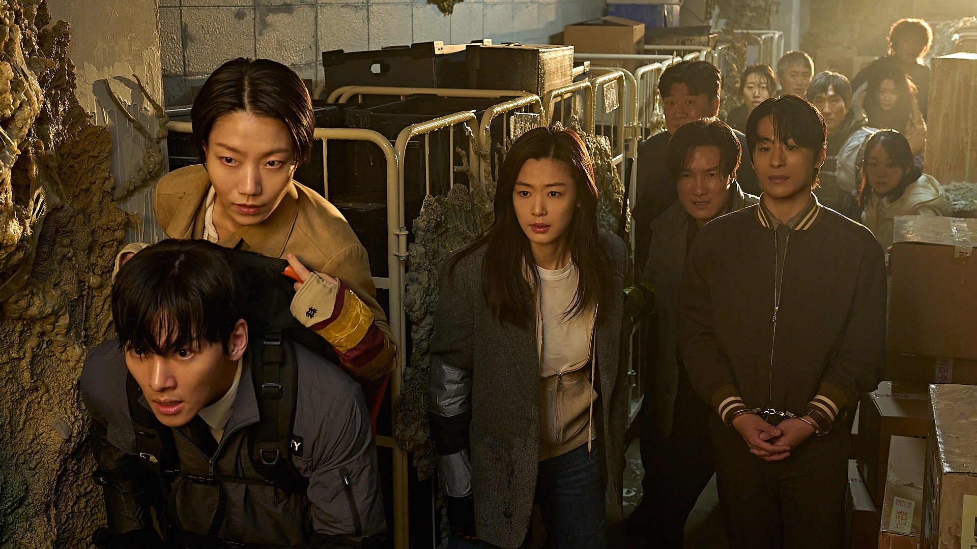 Video: Bei dem neuen Horrorfilm Colony scheinen sich die Fans einig zu sein: Koreanische Zombie-Filme sind die besten und gruseligsten!