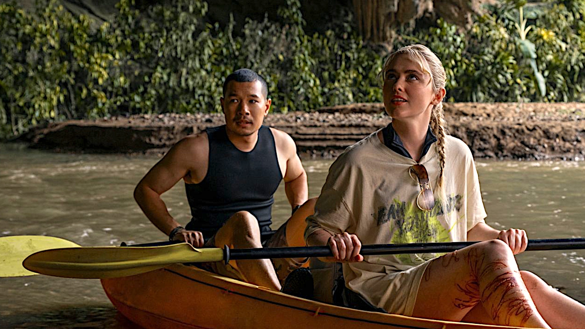 Video: In The Devil’s Mouth auf Amazon Prime endet ein tropischer Urlaubstrip im absoluten Hai-Horror