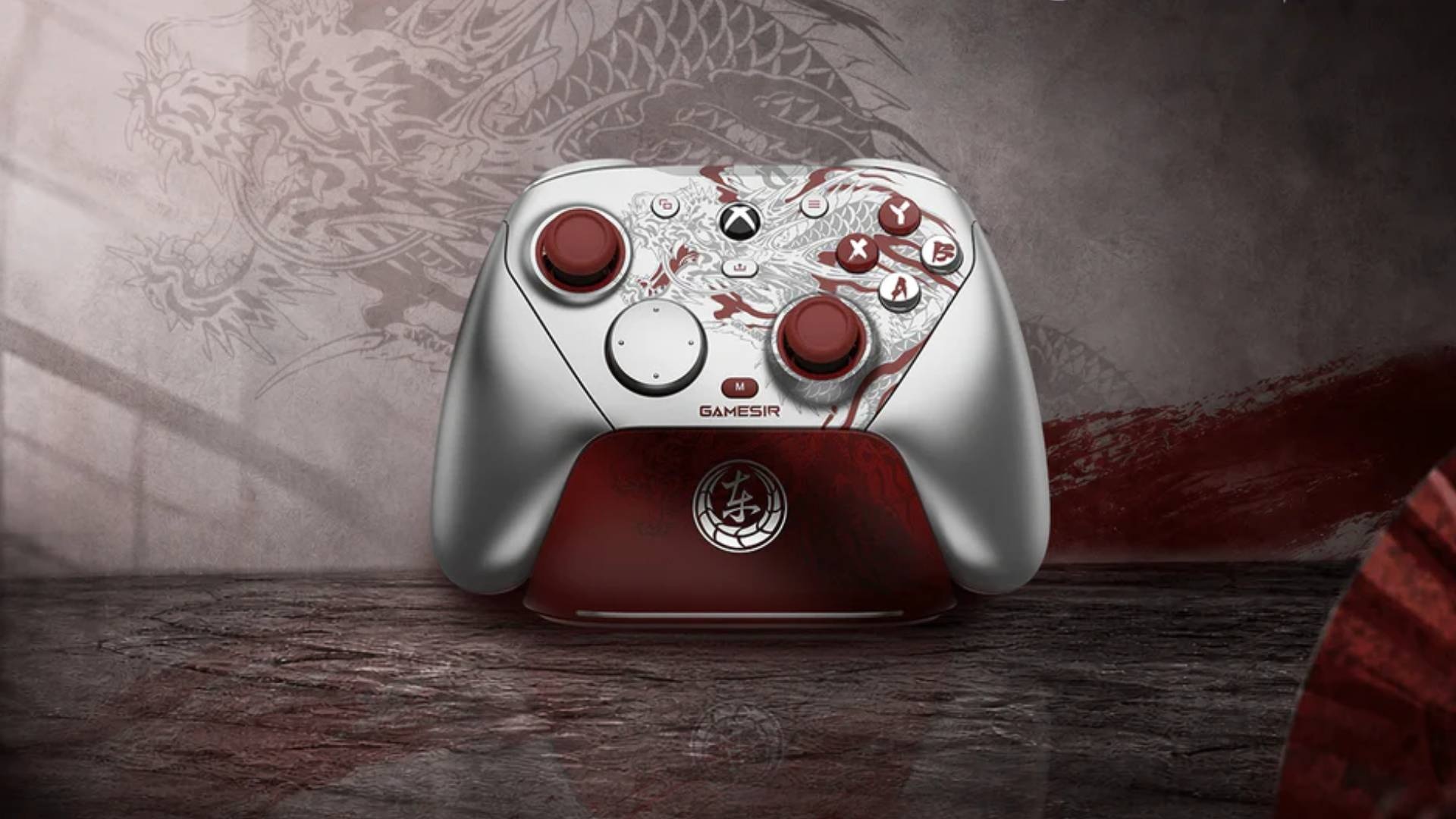 Video: Kiryu wäre stolz: Neuer Controller im Yakuza-Design angekündigt