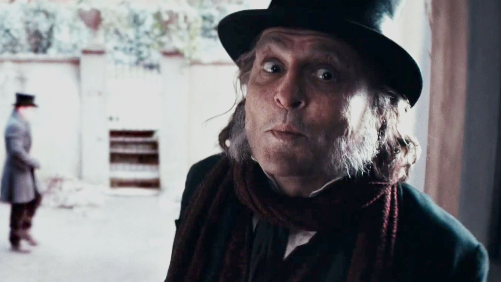 Video: Ebenezer: Johnny Depp schlüpft als nächstes in die Rolle des grummeligsten Weihnachts-Hasser neben dem Grinch