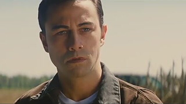 Looper - Kurzer Film-Ausschnitt