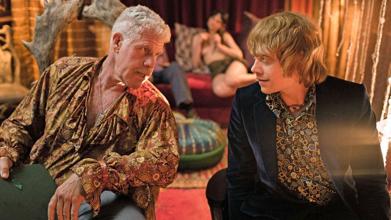 Moonwalkers - Trailer zur Komödie mit Ron Perlman und Rupert Grint