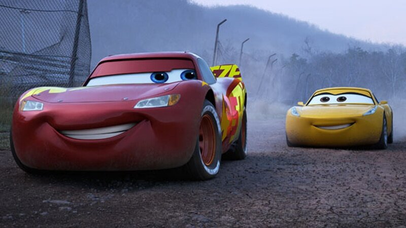 Pixars Cars 3 - Trailer: Lightning McQueen gibt Vollgas