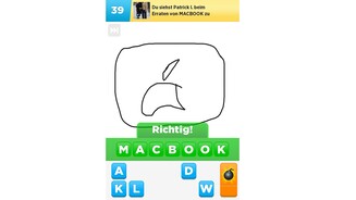 Draw Something FreeÄhnlich wie beim bekannten Brettspiel »Pictionary«, müssen wir bei Draw Something Begriffe anhand der Zeichnungen unserer Mitspieler erraten. Das Spiel bietet uns am Anfang jeder Runde die Wahl zwischen drei mehr oder weniger schweren Begriffen. Je nachdem für welchen wir uns entscheiden, belohnt uns das Spiel mit Münzen, falls der Mitspieler das gesuchte Word errät. Von diesen wiederum können wir im In-Game-Store neue Farben und ähnliches Zubehör kaufen.