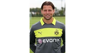 Gesichtervergleich: FIFA 13 gegen Original-FotosRoman Weidenfeller (Borussia Dortmund) in echt