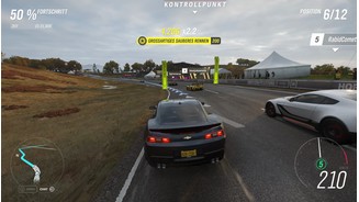 Forza Horizon 4Rennen wie dieses hier fahren wir standardmäßig gegen Drivatare. In der offenen Welt sind nun echte Spieler unterwegs.