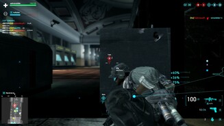 Ghost Recon OnlineHinter der Deckung dürfen wir unsere Körperhaltung ändern. So überraschen wir auch Gegner, die uns festgenagelt haben.