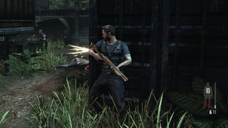 Max Payne 3Die goldenen Waffen haben bessere Werte, wirken aber fehl am Platz. Insbesondere in einem Slum.
