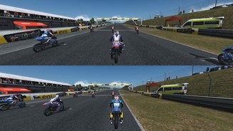 MotoGP 2013Neben dem Online-Modus mit bis zu 12 Spielern, gibt es auch einen Splitscreen-Modus für zwei Spieler.