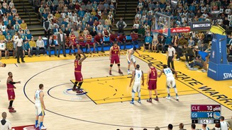 NBA 2K17Die Anzeige der Spielfigur wurde weiterhin leicht überarbeitet, um eine bessere Übersicht und präziseres Treffen zu ermöglichen.