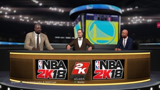NBA 2K18Vor jeder Partie liefern die Experten von Inside the NBA Shaquille O’Neal, Ernie Johnson und Kenny Smith eine Einschätzung zum Spiel.