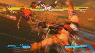 Street Fighter X TekkenDie Spezialmanöver, wie beispielsweise Ex Special Moves oder Super Arts sind gewohnt wuchtig inszeniert.