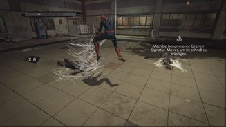 The Amazing Spider-Man(Xbox 360)Die Gegner bleiben benommen liegen.