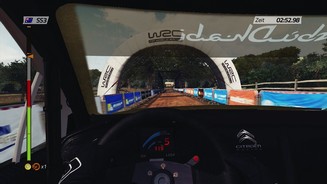 WRC 4: FIA World Rally ChampionshipDie Innenansicht zeigt, dass die Macher den Innenraum der Karren ...
