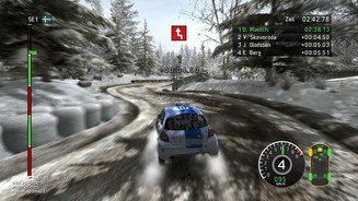 WRC FIA World Rally Championship Die kurvigen Schneerennen in Schweden gehören zu den anspruchsvollsten Kursen im Spiel. Niederschlag gibt’s allerdings nicht.
