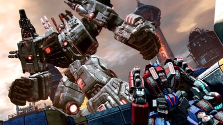 Transformers: Untergang von Cybertron - Metall trifft auf Metall