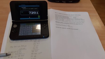 Schüler darf seinen Nintendo 3DS und den Mario-Taschenrechner in einer Prüfung benutzen – schreibt eine 2+