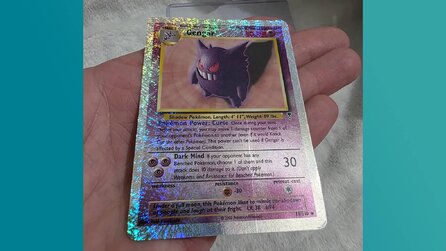 Sieht besser aus als ohne – Wertvolle Gengar-Karte sieht durch Druckfehler aus, als ob sie einen Knick hätte, obwohl sie in perfektem Zustand ist