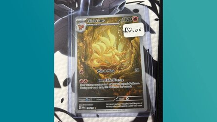 Pokémon TCG-Fan entdeckt in Laden seine Traumkarte und der Verkäufer schenkt sie ihm einfach: Bedeutet dir mehr