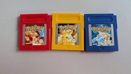 Rote, blaue und gelbe Pokémon-Edition mit vielen anderen Game Boy-Spielen im Müll entrdeckt: Dieser Fund ist ein echter Glückstreffer