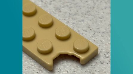 LEGO-Fan findet merkwürdigen und seltenen Defekt bei einem seiner Steine, aber alle fragen nur: Hast du davon abgebissen?