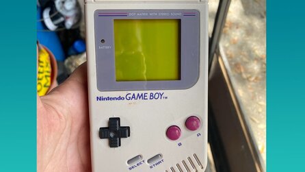 Mutter findet originalen Game Boy im Müll und schenkt ihn direkt ihrem Sohn - sogar ein Spiel ist noch dabei