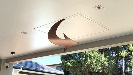 Hauskäufer findet alten Fernseher in der Veranda-Decke, der wohl 17 Jahre dort unentdeckt schlummerte – und immer noch funktioniert