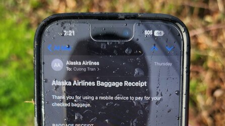 Dieses iPhone wurde mitten im Flug aus einer Boeing 737 geschleudert und stürzte 5000 Meter in die Tiefe - so sah das Smartphone am Ende aus