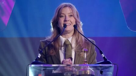 Clair Obscur-Star Jennifer English gewinnt Award und berührt uns mit emotionaler Rede: Ich habe mich für queere Lebensfreude entschieden