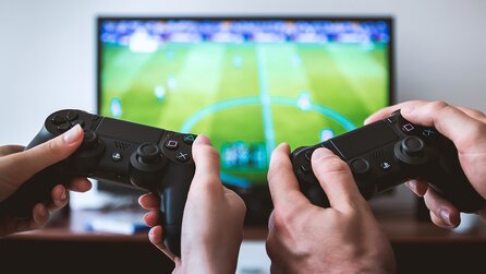 Laut Psychologie bauen Millennials, die bis heute zocken, besondere Fähigkeiten auf - und die können sich im hohen Alter auszahlen