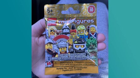Wenn er diese eine LEGO-Figur zieht, wird er reich: Vater findet alte Minifiguren-Tüte im Schrank und Community wittert einen echten Schatz