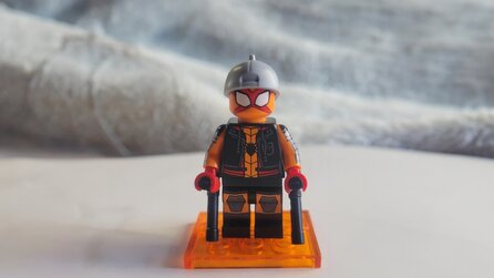 LEGO hat eine Figur mit derselben Behinderung wie ich: Fan freut sich über Minifigur aus dem Spider-Verse