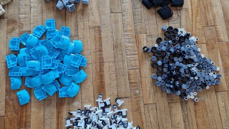 LEGO-Glückspilz kauft im Store ein paar Steine für 10 Euro und bekommt völlig überraschend einen Sack voll LEGO geschenkt