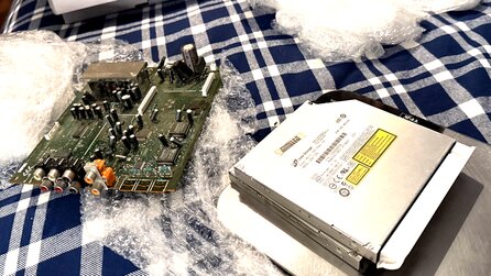 Teaserbild für PC-Bastler kauft neue RTX 5070-GPU über Amazon und findet im Paket dann etwas völlig anderes: wtf ist das?
