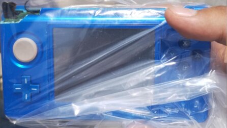 Glückspilz kauft völlig zerstörten Nintendo 3DS auf Flohmarkt - Im Inneren entdeckt er eine alte microSD-Karte und ist überrascht, was er darauf findet
