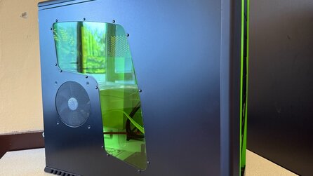 Sammler findet in Lagerhaus 16 originalverpackte NVIDIA Edition Cooler Master CM 690-Gehäuse von 2008: Mein innerer Teenage-Gamer schreit