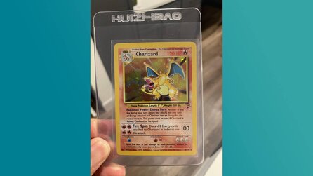 Pokémon TCG-Sammler packte ultra-wertvollen Gen 1-Glurak als Kind in ein Buch und hats vergessen - 20 Jahre später findet er die Karte im perfekten Zustand wieder