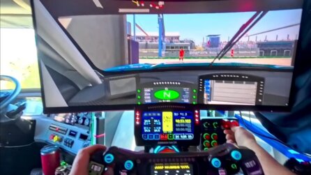 LKW-Fahrer installiert komplettes Rennsimulations-Kit auf seinem Beifahrersitz - zockt damit, während er im Stau steht