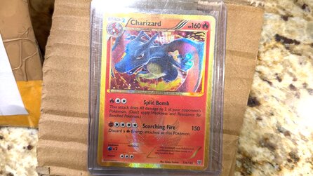 Pokémon-Fan bestellt 55-Dollar Tornupto und kriegt stattdessen ein Glurak geschickt, das mehr als das Zehnfache wert ist