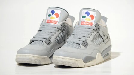 SNES - Nike bringt Air Jordan 4 im Stil der Konsole