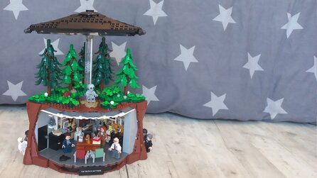Wir zeigen euch das Akte X LEGO-Diorama mit all seinen Details